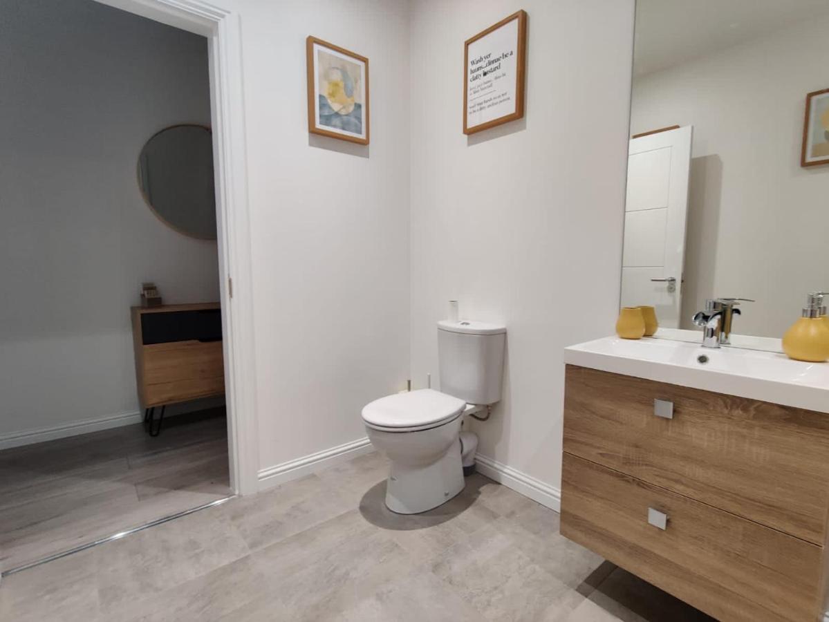 Stunning 2 Bedroom River View Apartment 퍼스 외부 사진